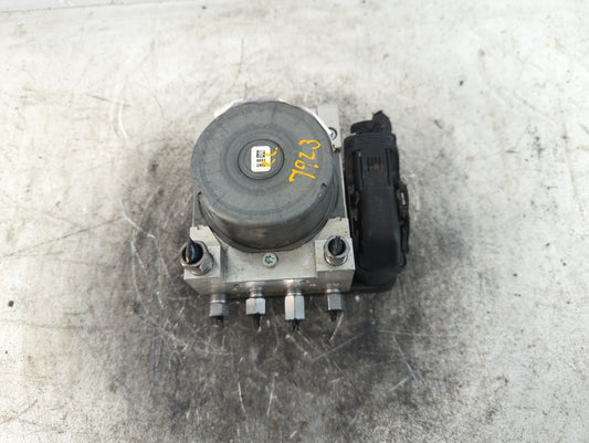 2015-2022 Dodge Charger ABS Pump Control Module Replacement P/N:P68500121AC Fits Fits 2015 2016 2017 2018 2019 2020 2021 2022 OEM Used Auto Parts