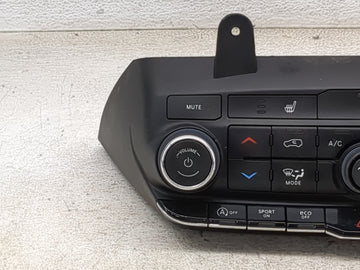 2021-2022 Dodge Durango Climate Control Module Temperature AC/Heater Replacement P/N:P68465668AC P68465670AC Fits Fits 2021 2022 OEM Used Auto Parts