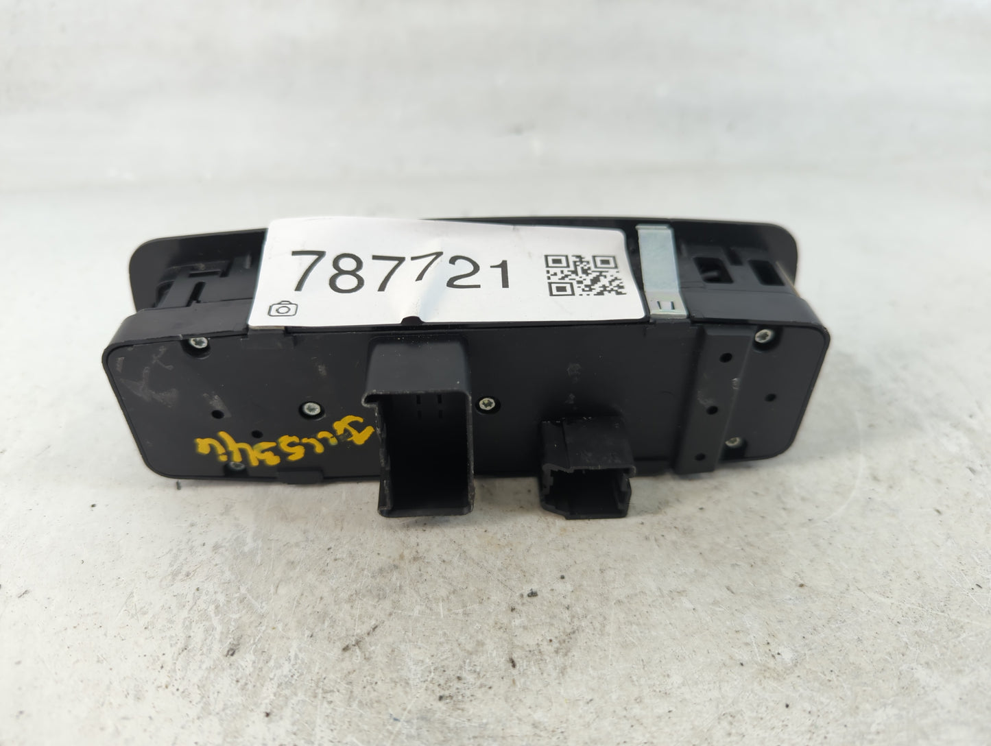 2022 Dodge Ram 1500 Master Power Window Switch Replacement Driver Side Left P/N:P68148893AB Fits OEM Used Auto Parts - Oemus