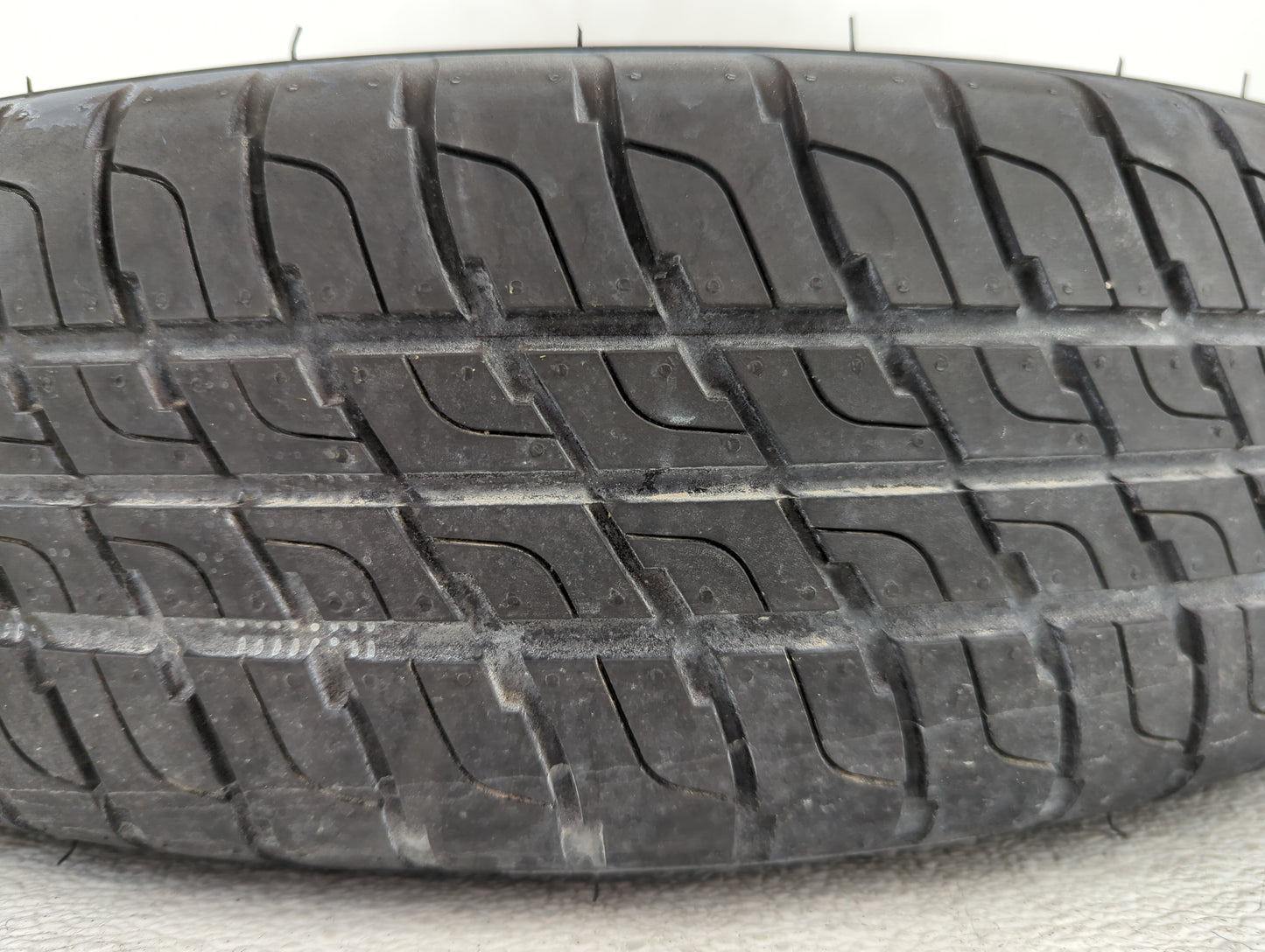 2015-2022 Ford Edge Spare Donut Tire Wheel Rim Oem - Oemusedautoparts1.com