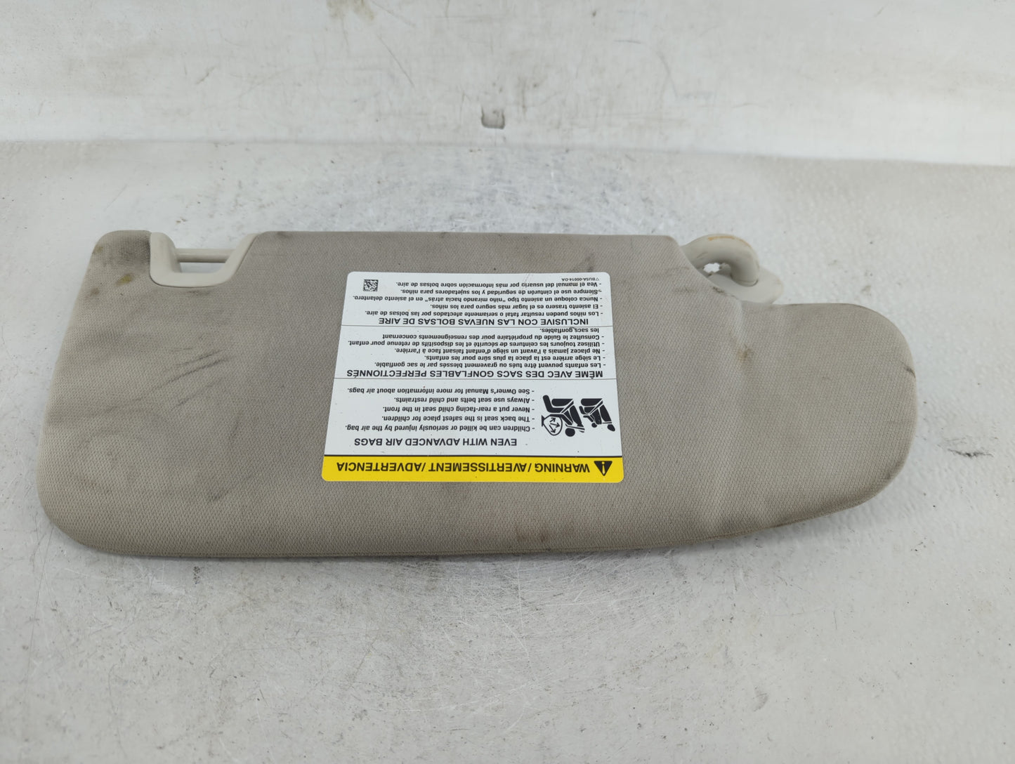 2015-2020 Ford Edge Sun Visor Shade Replacement Driver Left Mirror Fits Fits 2015 2016 2017 2018 2019 2020 OEM Used Auto Par