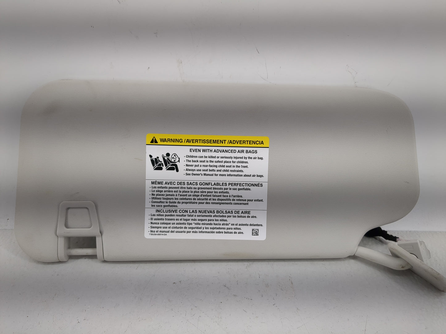 2021-2022 Ford Escape Sun Visor Shade Replacement Passenger Right Mirror Fits Fits 2021 2022 OEM Used Auto Parts - Oemusedau