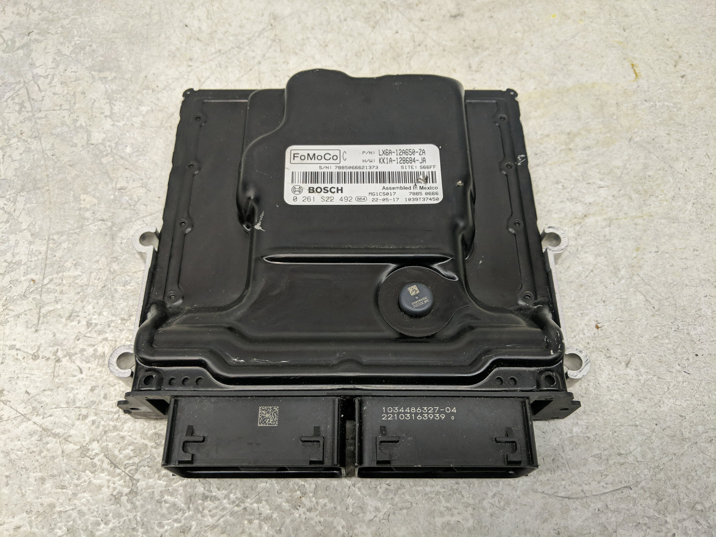 2020-2022 Ford Escape PCM Engine Control Computer ECU ECM PCU OEM P/N:LX64-12A650-ZA Fits Fits 2020 2021 2022 OEM Used Auto