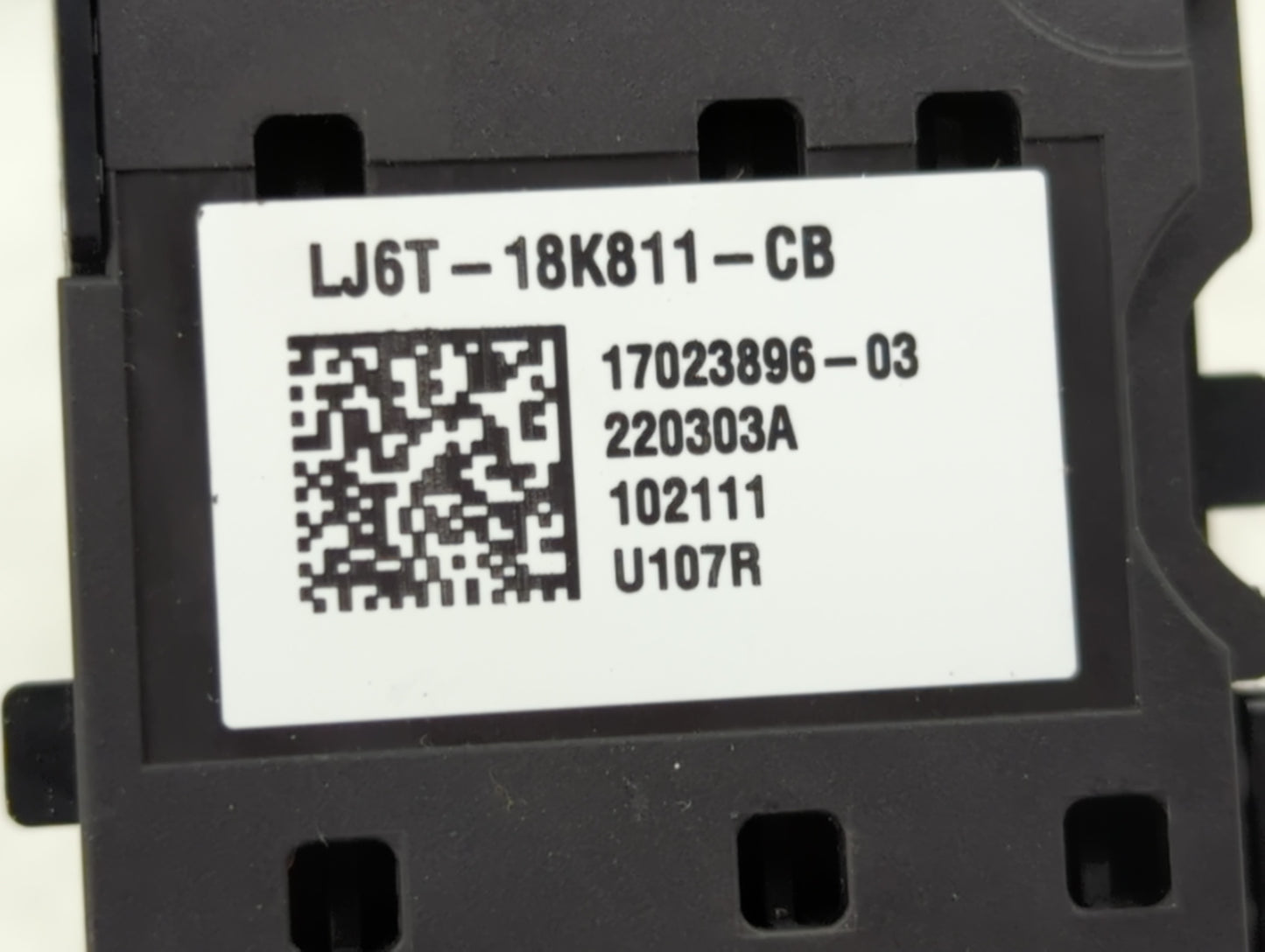 2021-2022 Ford Escape Radio Control Panel - Oemusedautoparts1.com