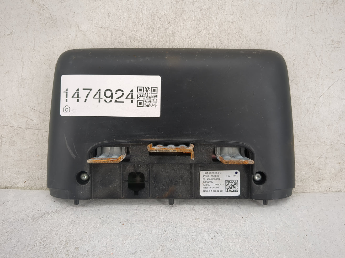 2021-2022 Ford Escape Information Display Screen Black 1474924 - Oemusedautoparts1.com