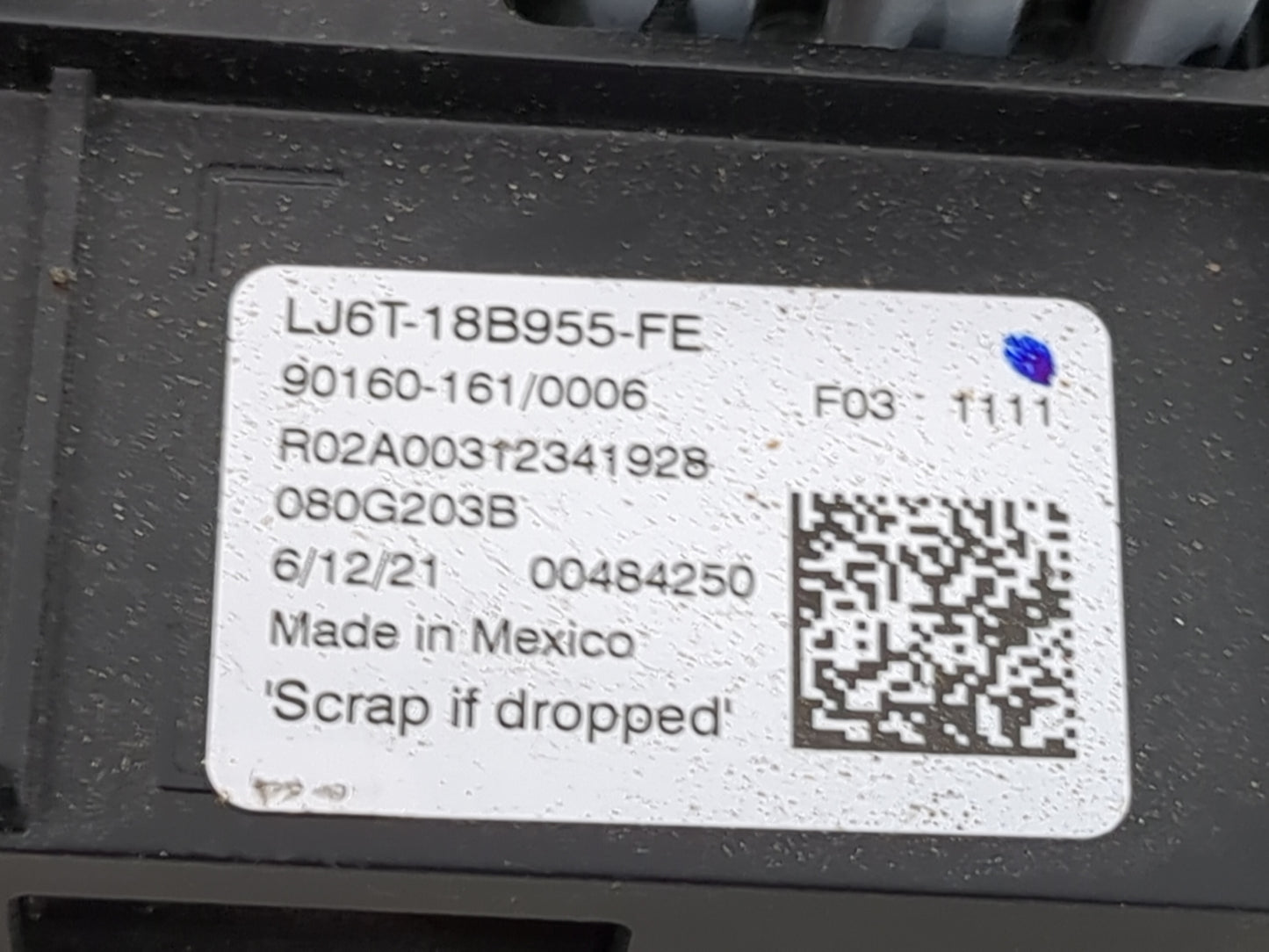 2020-2020 Ford Escape Information Display Screen 1475665 - Oemusedautoparts1.com