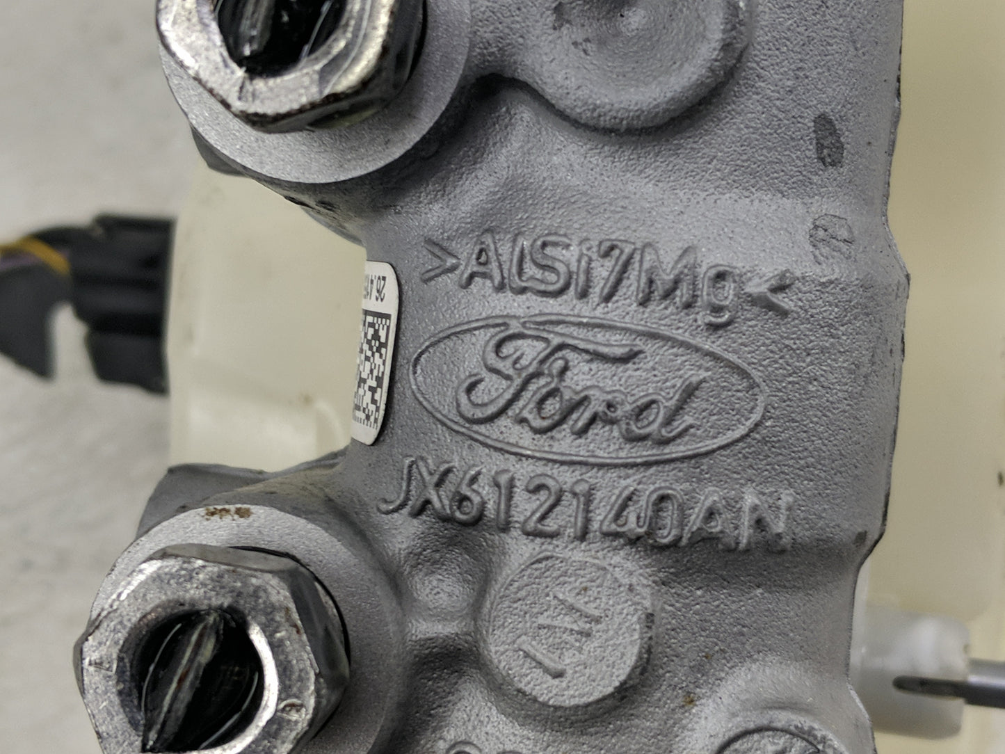 Ford Maverick Brake Master Cylinder 1290052 - Oemusedautoparts1.com