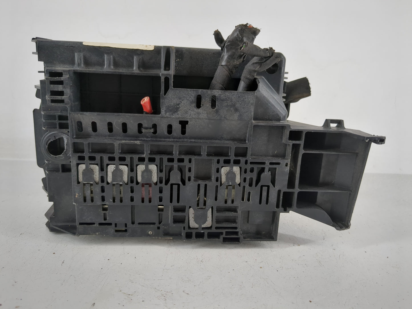 2019-2021 Ford Transit Fusebox Fuse Box Panel Relay Module P/N:KT1T-14A094-AF Fits Fits 2019 2020 2021 OEM Used Auto Parts -