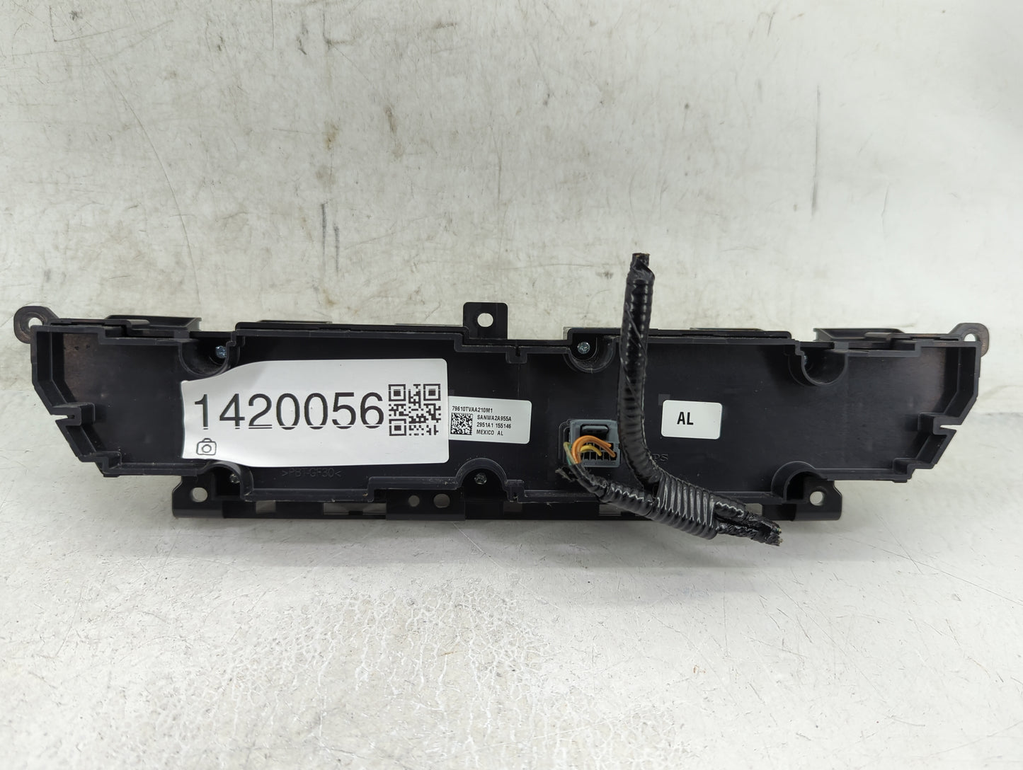 2021-2022 Honda Accord Climate Control Module Temperature AC/Heater Replacement P/N:79610TVAA210M1 Fits Fits 2021 2022 OEM U