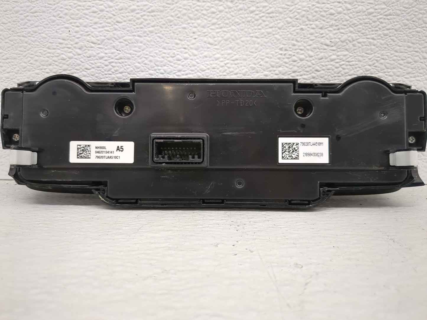 2021-2022 Honda Cr-V Climate Control Module Temperature AC/Heater Replacement Fits Fits 2021 2022 OEM Used Auto Parts - Oemu