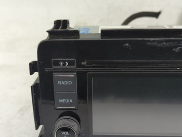2019-2022 Honda Hr-V Radio AM FM Cd Player Receiver Replacement P/N:39100-T7W-A911-M1 Fits Fits 2019 2020 2021 2022 OEM Used Auto Parts