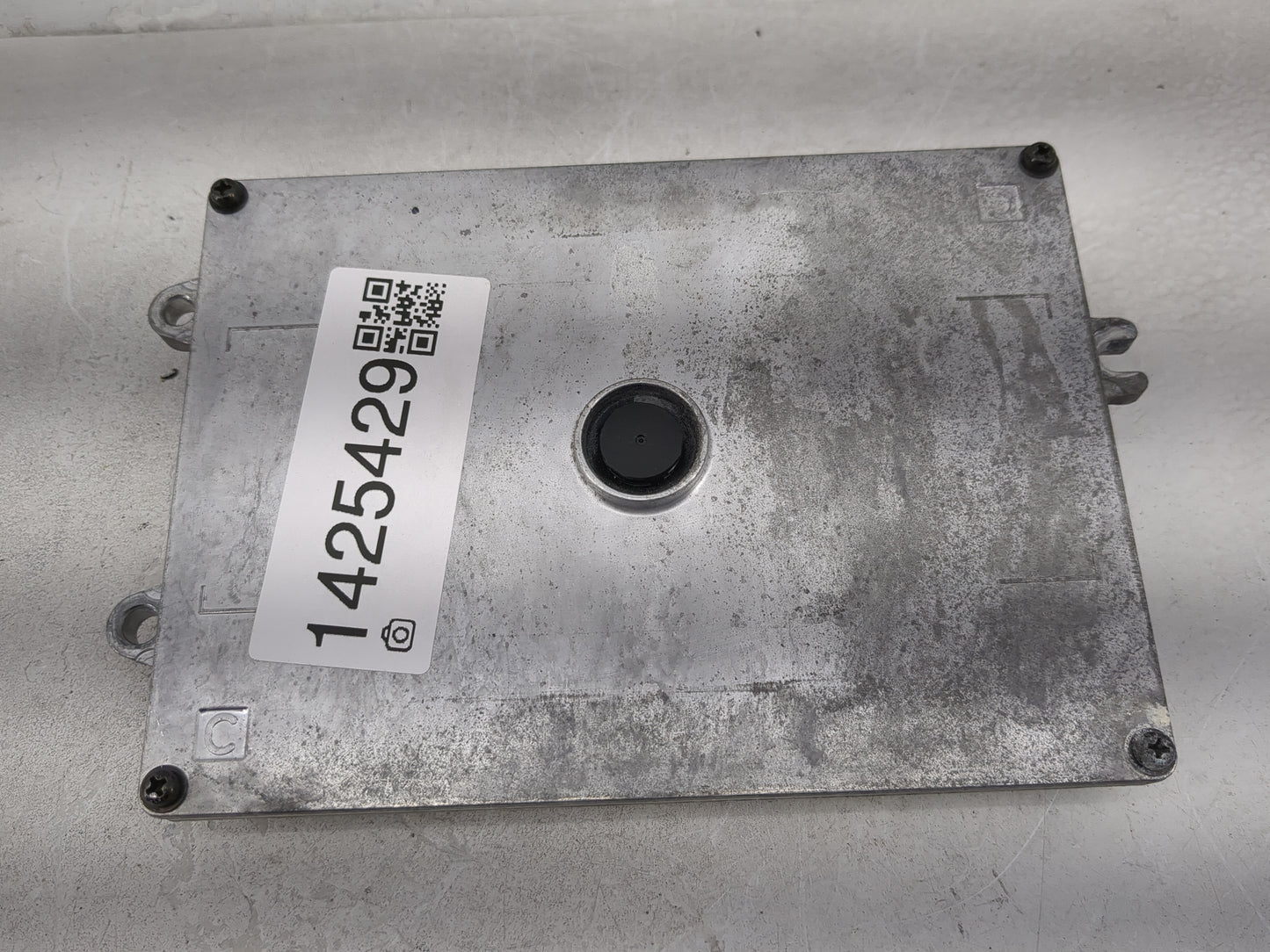 2021-2022 Honda Hr-V PCM Engine Control Computer ECU ECM PCU OEM P/N:37820-51M-AF2 Fits Fits 2021 2022 OEM Used Auto Parts -
