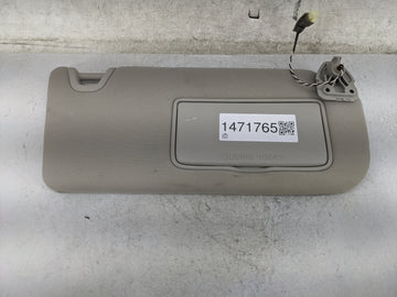 2016-2022 Honda Hr-V Sun Visor Shade Replacement Passenger Right Mirror Fits Fits 2016 2017 2018 2019 2020 2021 2022 OEM Used Auto Parts