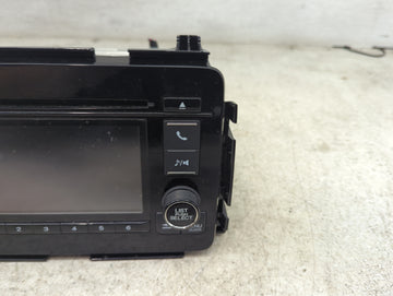 2019-2022 Honda Hr-V Radio AM FM Cd Player Receiver Replacement P/N:39100-T7W-A911-M1 CV-CHV8N0JX Fits Fits 2019 2020 2021 2022 OEM Used Auto Parts