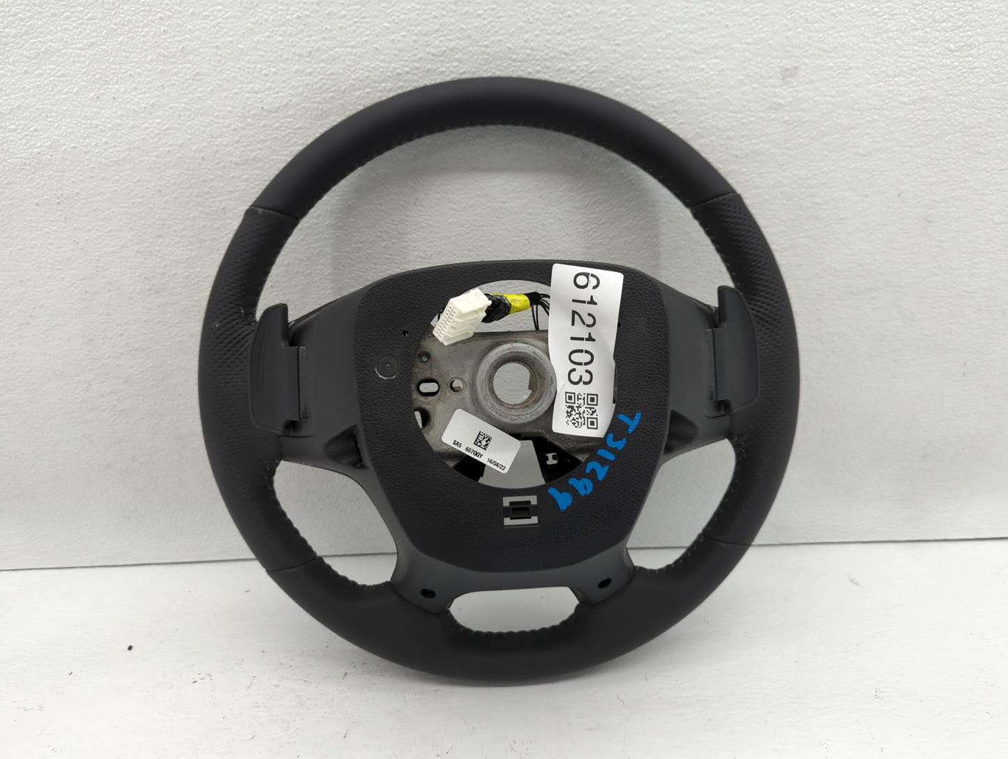 steering wheel - Oemusedautoparts1.com