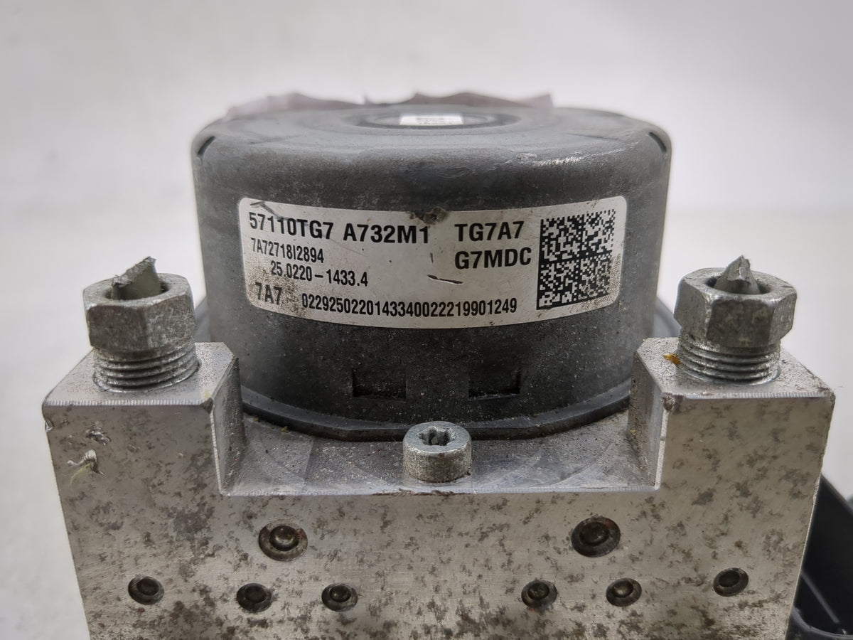 2019-2022 Honda Pilot Anti-Lock Brake ABS Pump Module Actuator OEM P/N:57110TG7 A732M1 Fits Fits 2019 2020 2021 2022 OEM Use