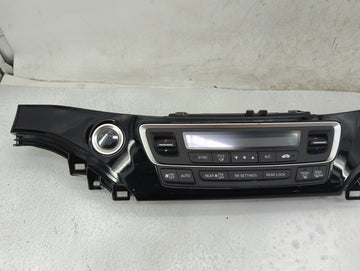 2020-2022 Honda Pilot Climate Control Module Temperature AC/Heater Replacement P/N:79600TG7A713M1 Fits Fits 2020 2021 2022 OEM Used Auto Parts