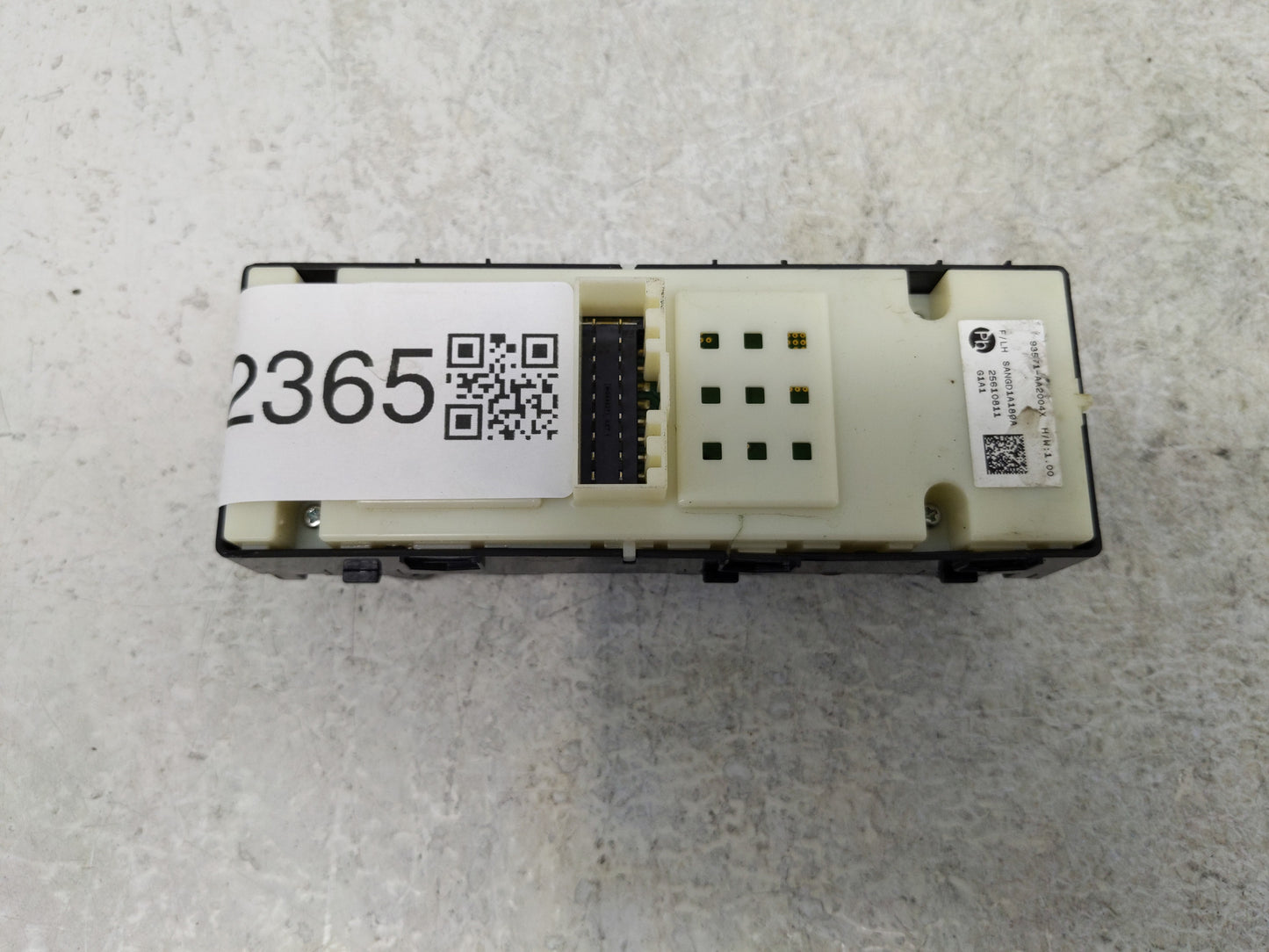 2021-2022 Hyundai Elantra Master Power Window Switch Replacement Driver Side Left P/N:93571-AA2004X Fits Fits 2021 2022 OEM