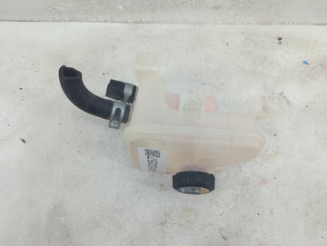 2022 Hyundai Elantra Radiator Coolant Overflow Expansion Tank Bottle