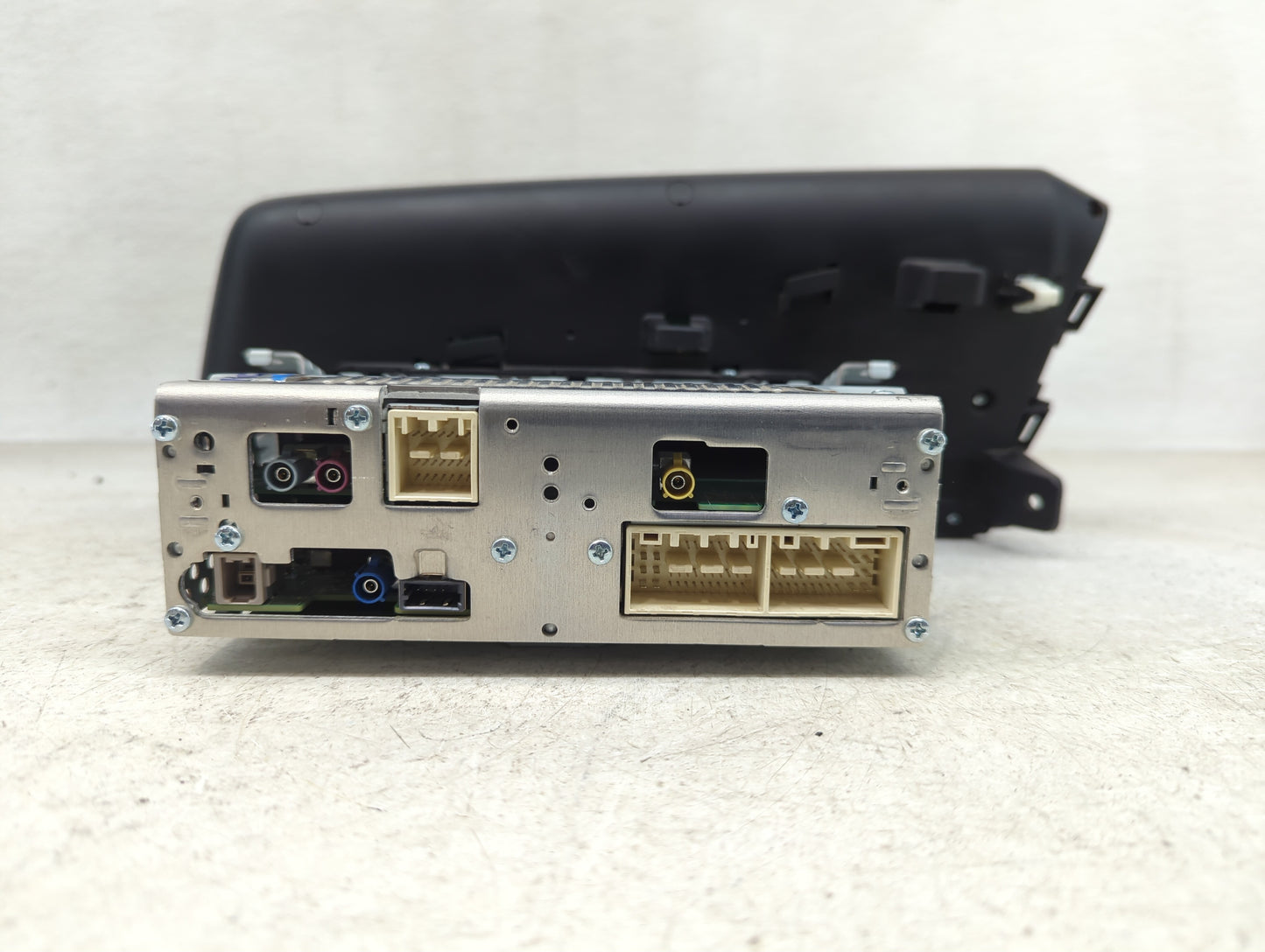 2021-2022 Hyundai Elantra Radio AM FM Cd Player Receiver Replacement P/N:96160-BY090LS5 Fits Fits 2021 2022 OEM Used Auto Pa