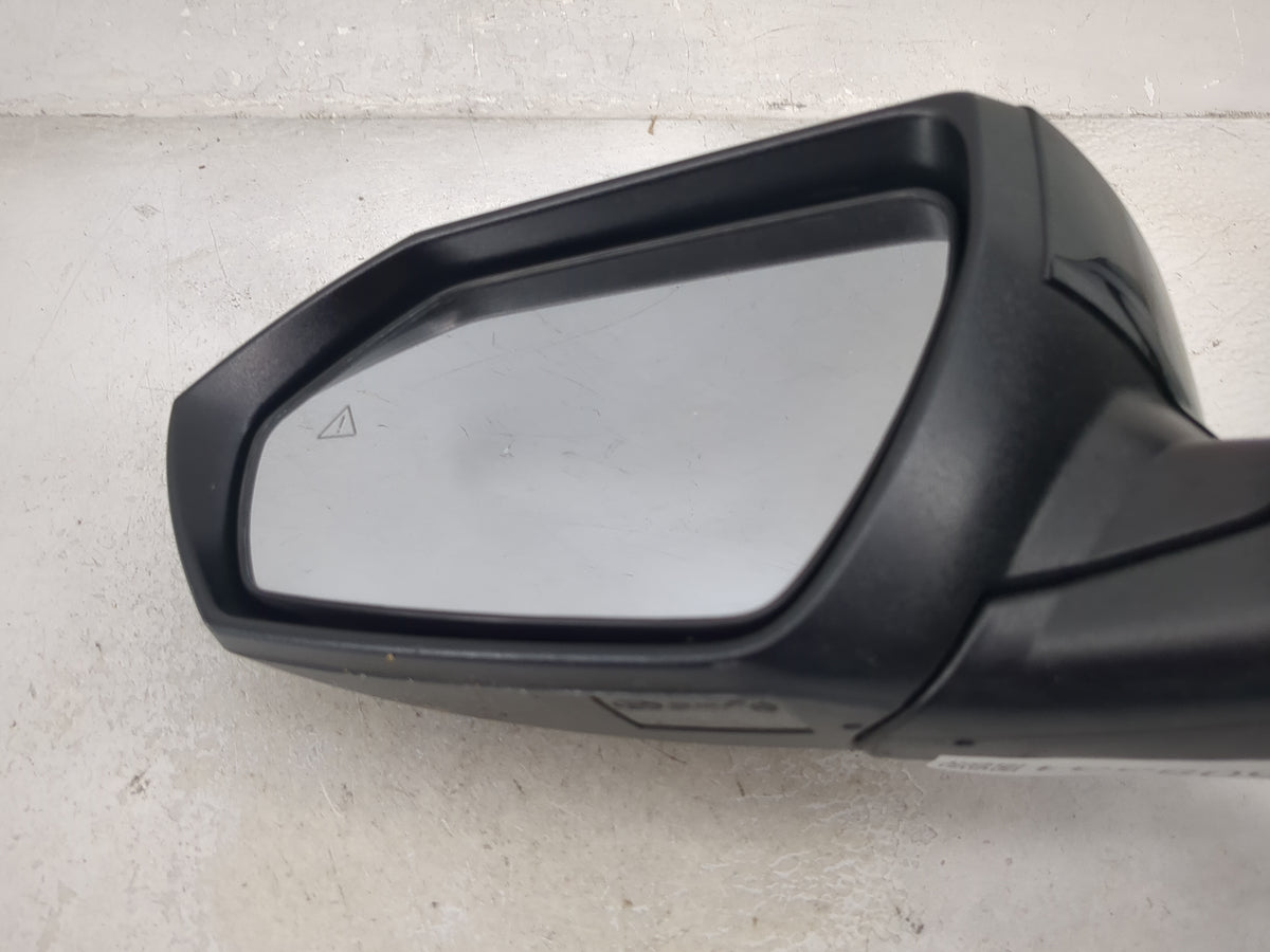 2021-2022 Hyundai Elantra Driver Side View Mirror - Left Door Mirror OEM Used - Oemusedautoparts1.com
