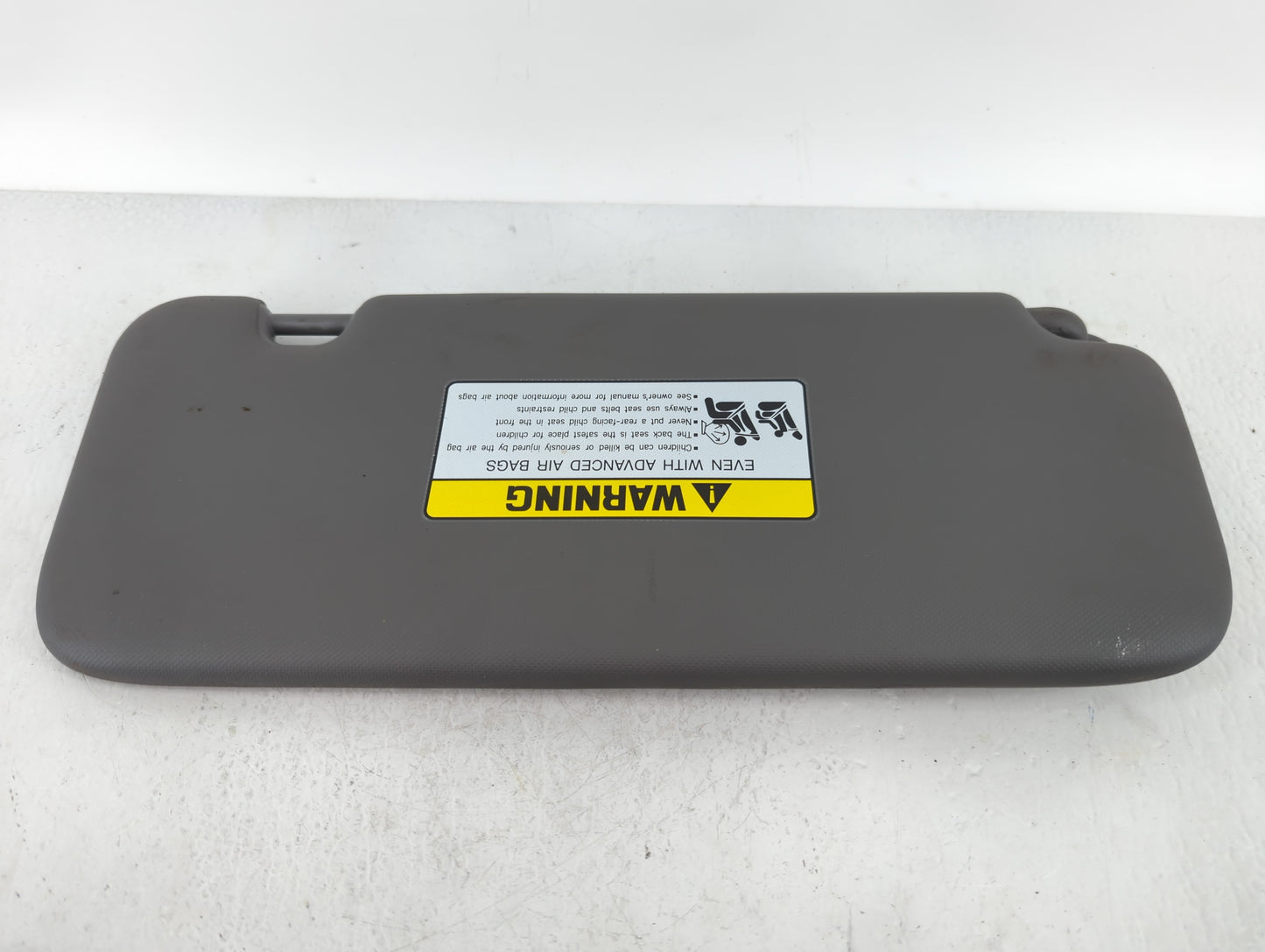 2021-2022 Hyundai Elantra Sun Visor Shade Replacement Driver Left Mirror Fits Fits 2021 2022 OEM Used Auto Parts - Oemusedau