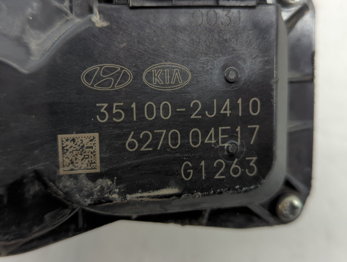 2021-2022 Hyundai Elantra Throttle Body P/N:35100-2J410 Fits Fits 2021 2022 OEM Used Auto Parts - Oemusedautoparts1.com