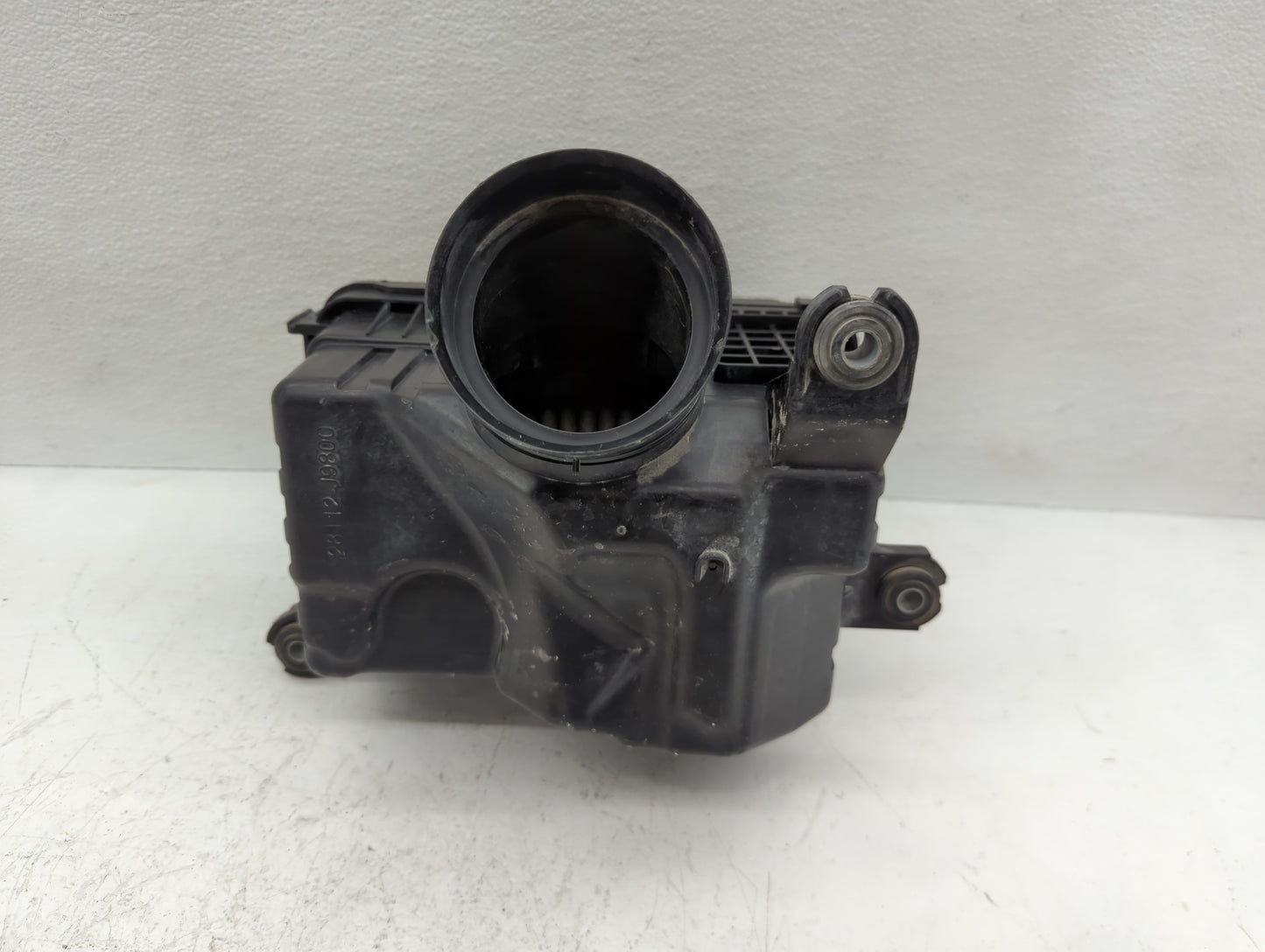 2022-2022 Hyundai Kona Air Cleaner Intake-duct Hose Tube - Oemusedautoparts1.com