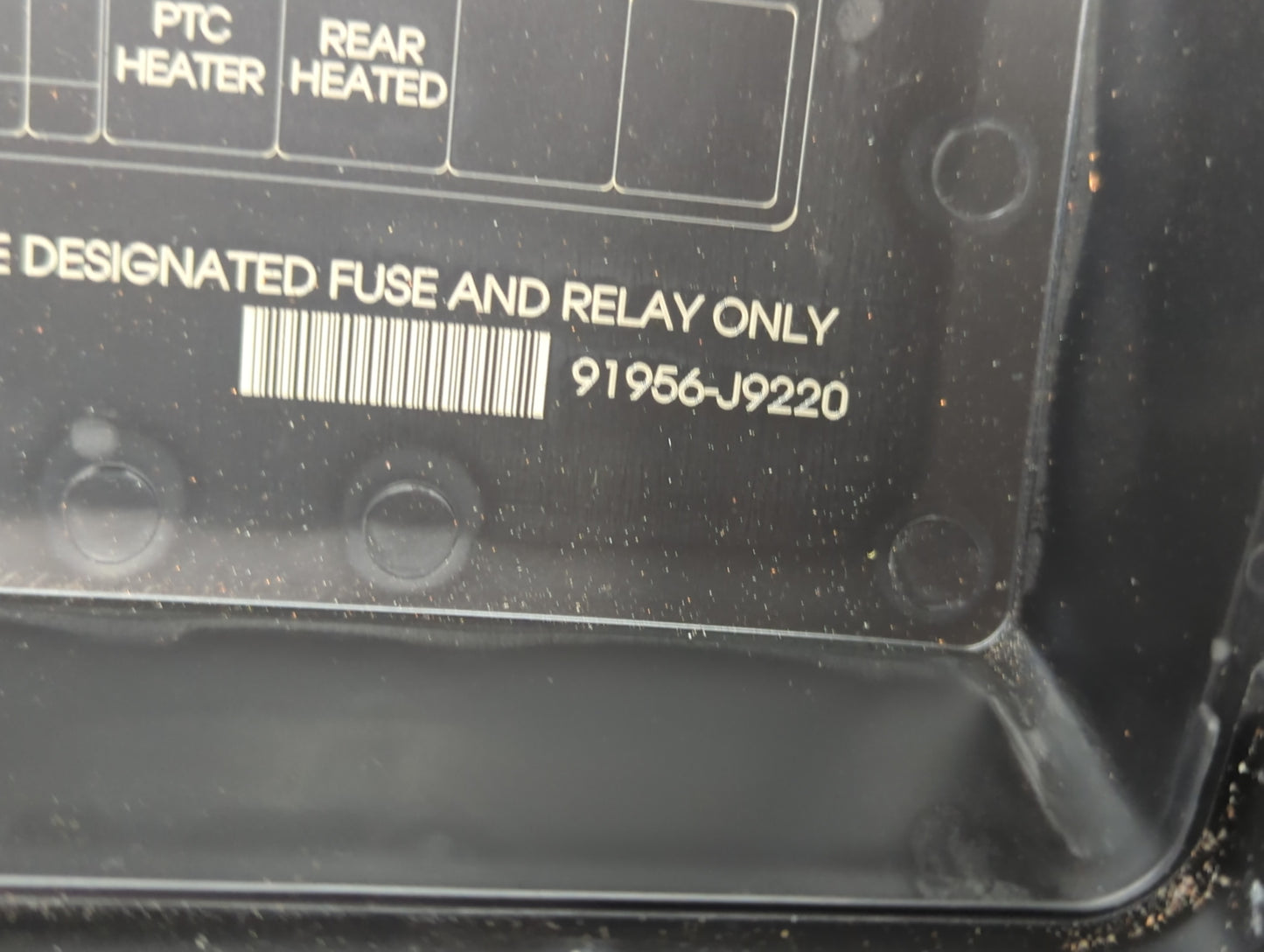 2022 Hyundai Kona Fusebox Fuse Box Panel Relay Module P/N:91956-J9220 Fits OEM Used Auto Parts - Oemusedautoparts1.com