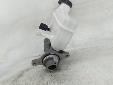 2022-2022 Hyundai Kona Brake Master Cylinder