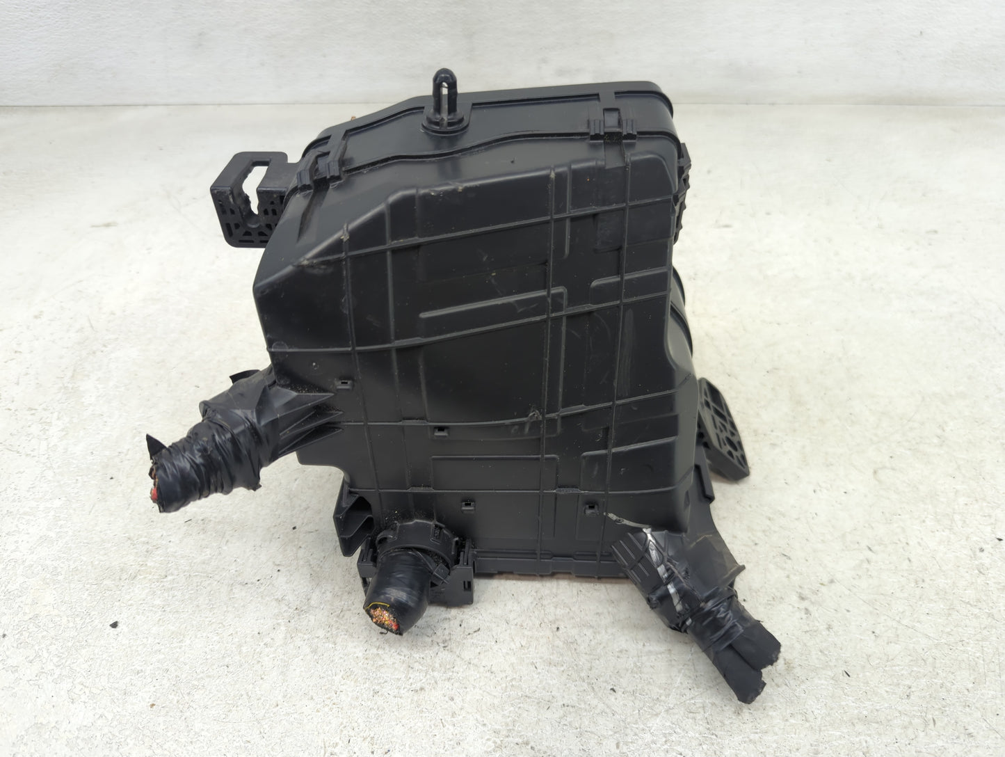 2022 Hyundai Santa Cruz Fusebox Fuse Box Panel Relay Module P/N:18980-10003 Fits OEM Used Auto Parts - Oemusedautoparts1.com