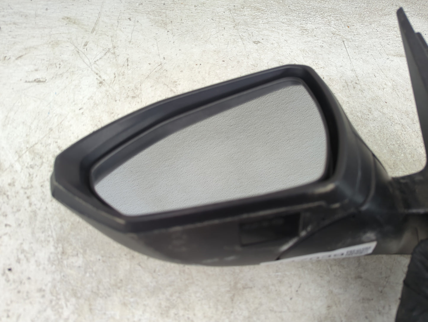 2022 Hyundai Santa Cruz Driver Side View Mirror - Left Door Mirror OEM Used - Oemusedautoparts1.com