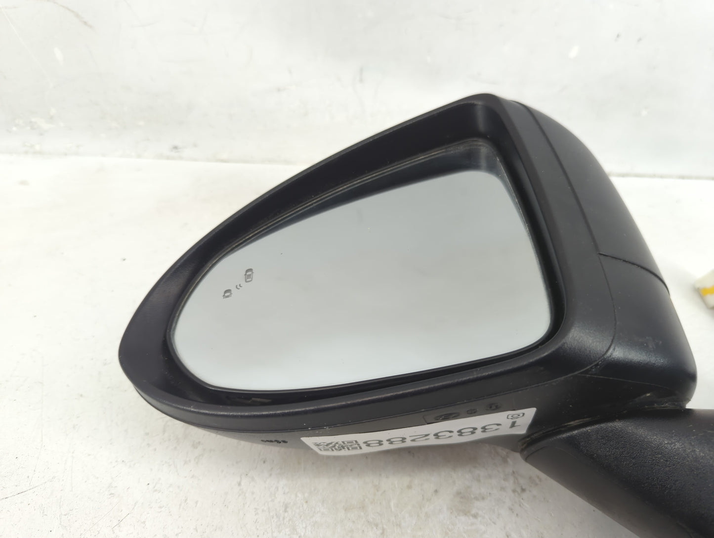 2020-2023 Hyundai Sonata Driver Side View Mirror - Left Door Mirror OEM Used - Oemusedautoparts1.com