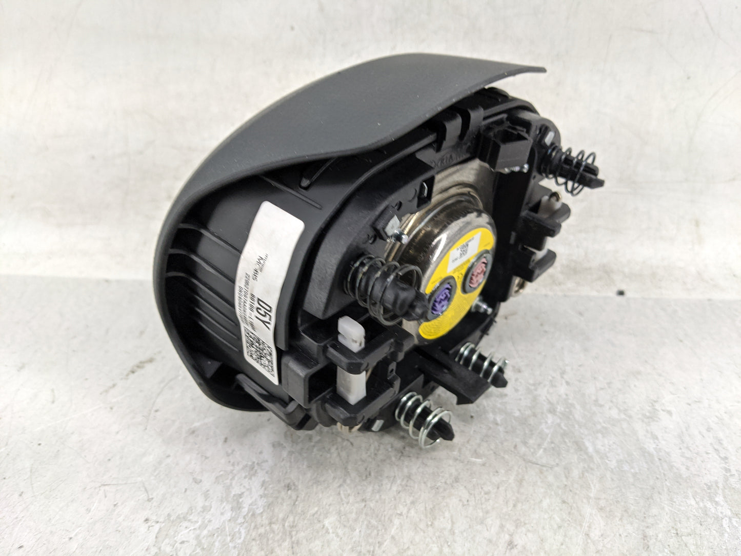 2020-2023 Hyundai Sonata Air Bag Driver Left Steering Wheel Mounted Fits Fits 2020 2021 2022 2023 OEM Used Auto Parts - Oemu