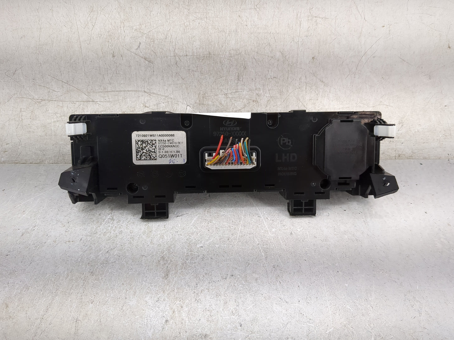 2022 Hyundai Tucson Climate Control Module Temperature AC/Heater Replacement P/N:97250-CW010 EC500NXACC Fits OEM Used Auto P