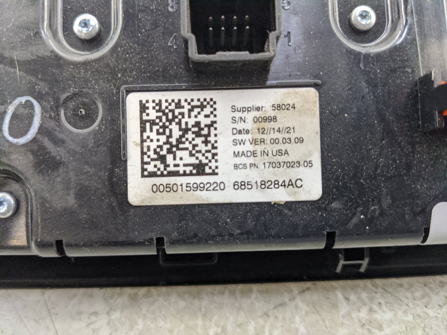 2022 Jeep Compass Climate Control Module Temperature AC/Heater Replacement P/N:68518284AC Fits OEM Used Auto Parts - Oemused