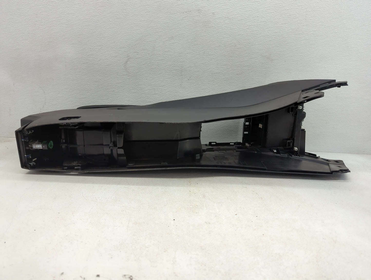 2022 Jeep Compass Center Floor Console Fits OEM Used Auto Parts - Oemusedautoparts1.com