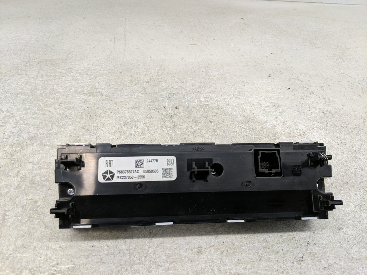2022 Jeep Grand Cherokee Climate Control Module Temperature AC/Heater Replacement Fits OEM Used Auto Parts - Oemusedautopart