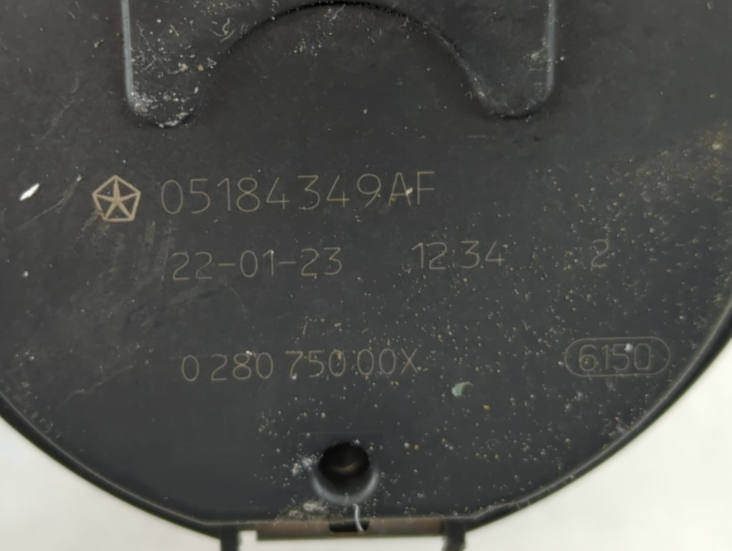 2011-2022 Jeep Grand Cherokee Throttle Body P/N:0 280 750 00X 05184349AF Fits OEM Used Auto Parts - Oemusedautoparts1.com