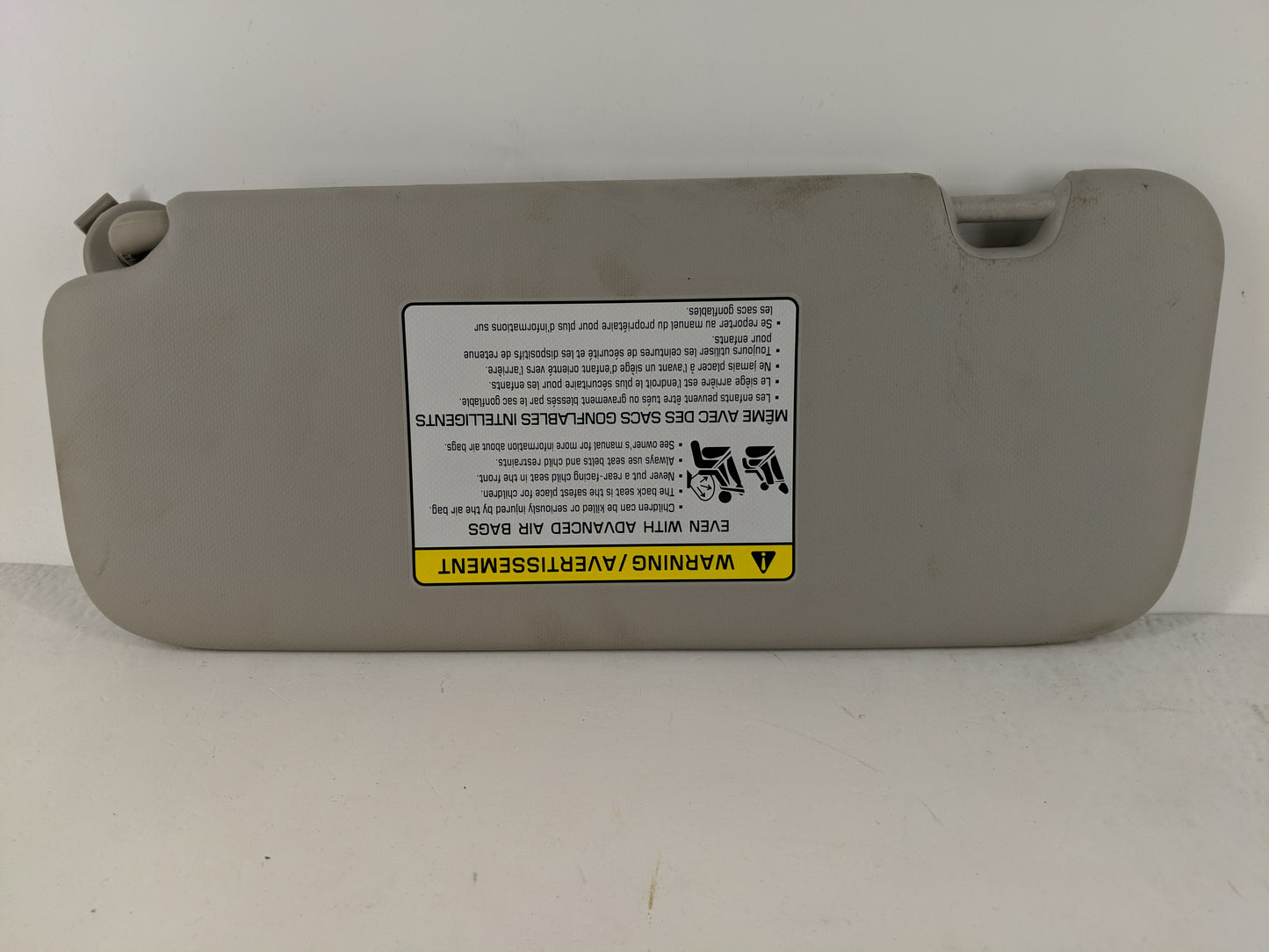 2022 Kia Forte Sun Visor Shade Replacement Passenger Right Mirror Fits OEM Used Auto Parts - Oemusedautoparts1.com