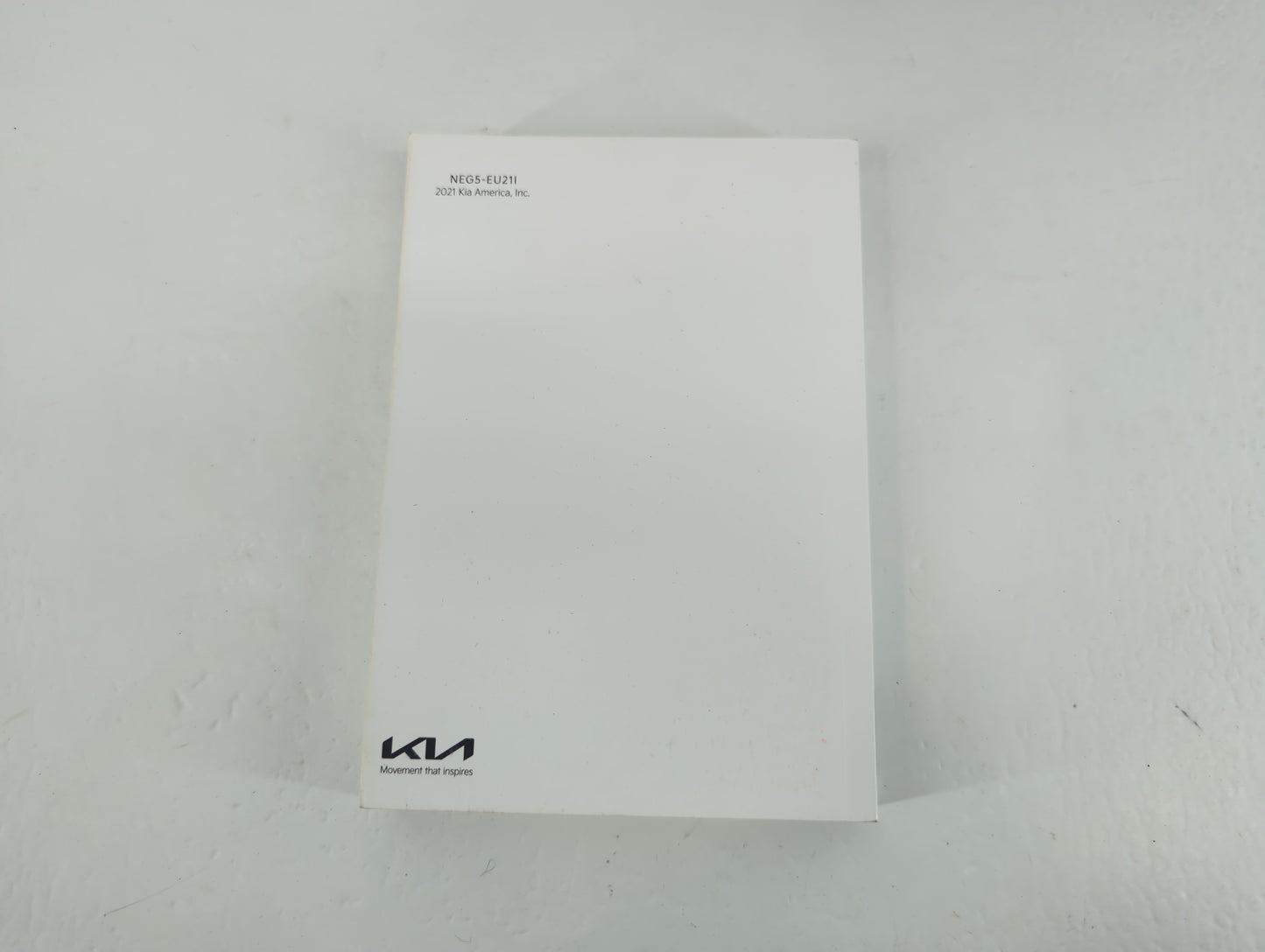 2022 Kia K5 Owners Manual Book Guide P/N:NEG5-EU21I OEM Used Auto Parts - Oemusedautoparts1.com