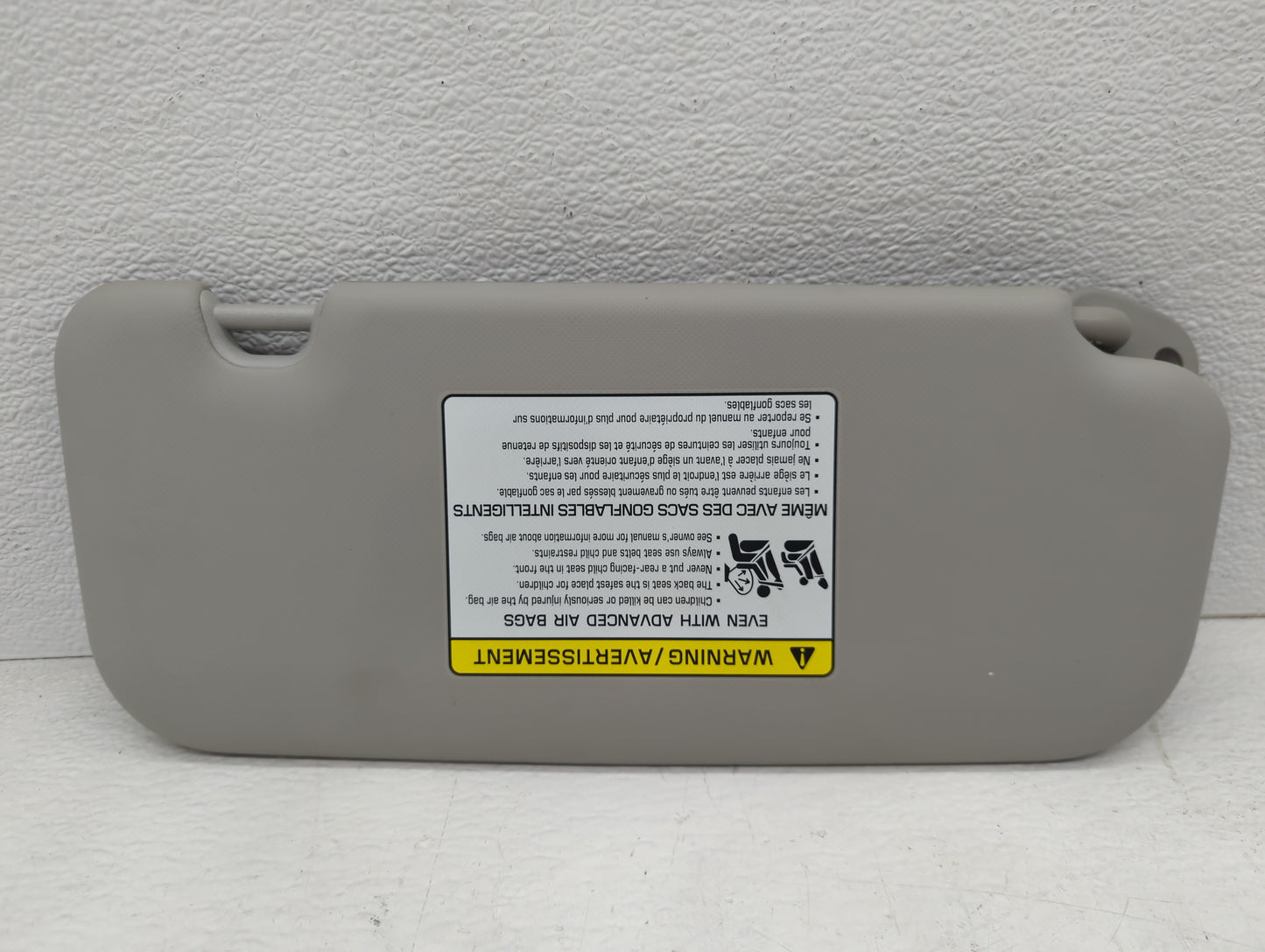 2018-2020 Kia Rio Sun Visor Shade Replacement Driver Left Mirror Fits Fits 2018 2019 2020 2021 2022 OEM Used Auto Parts - Oe