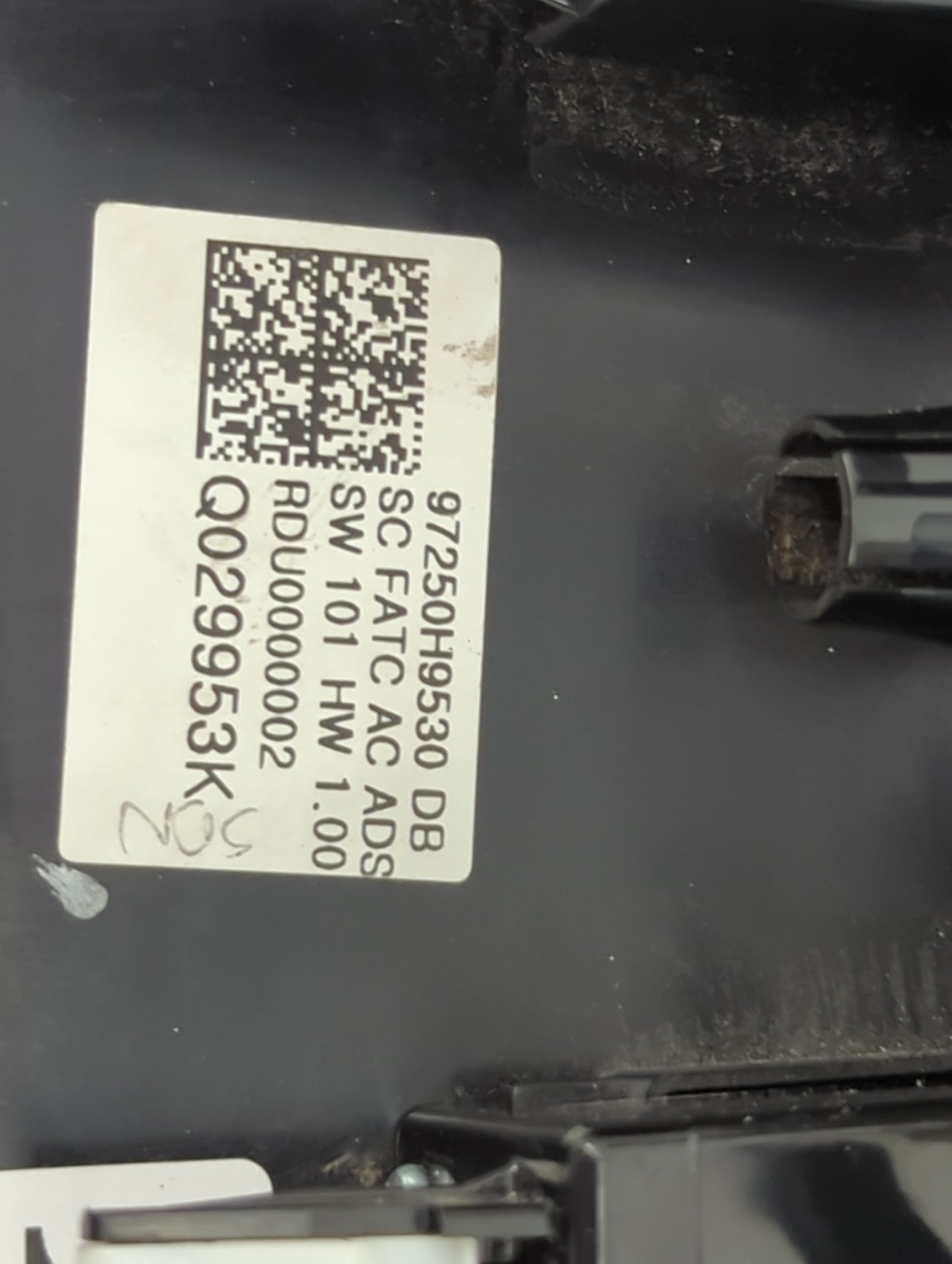 2022 Kia Rio Climate Control Module Temperature AC/Heater Replacement P/N:97250H9530 97250H9530 DB Fits OEM Used Auto Parts