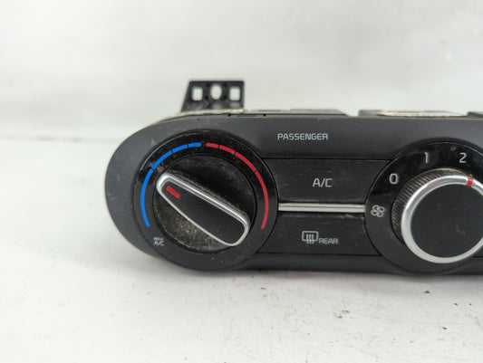 2020-2021 Kia Soul Climate Control Module Temperature AC/Heater Replacement P/N:97250-K0650 Fits Fits 2020 2021 OEM Used Auto Parts