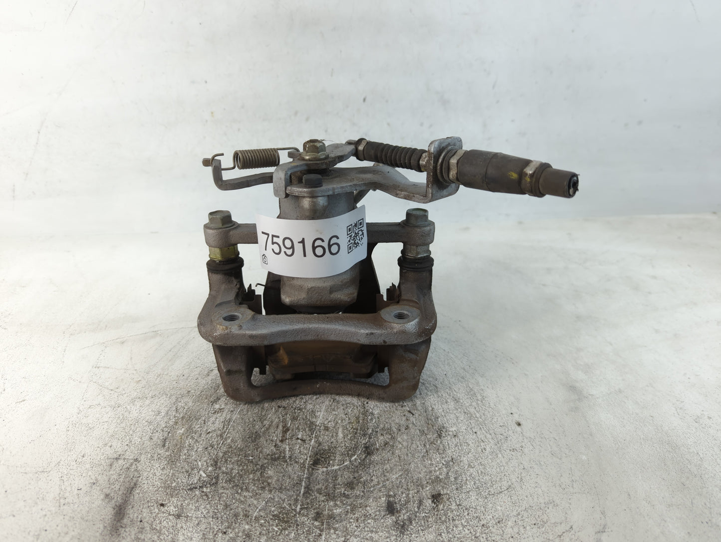 2020-2021 Kia Soul Front Driver Left Brake Caliper - Oemusedautoparts1.com