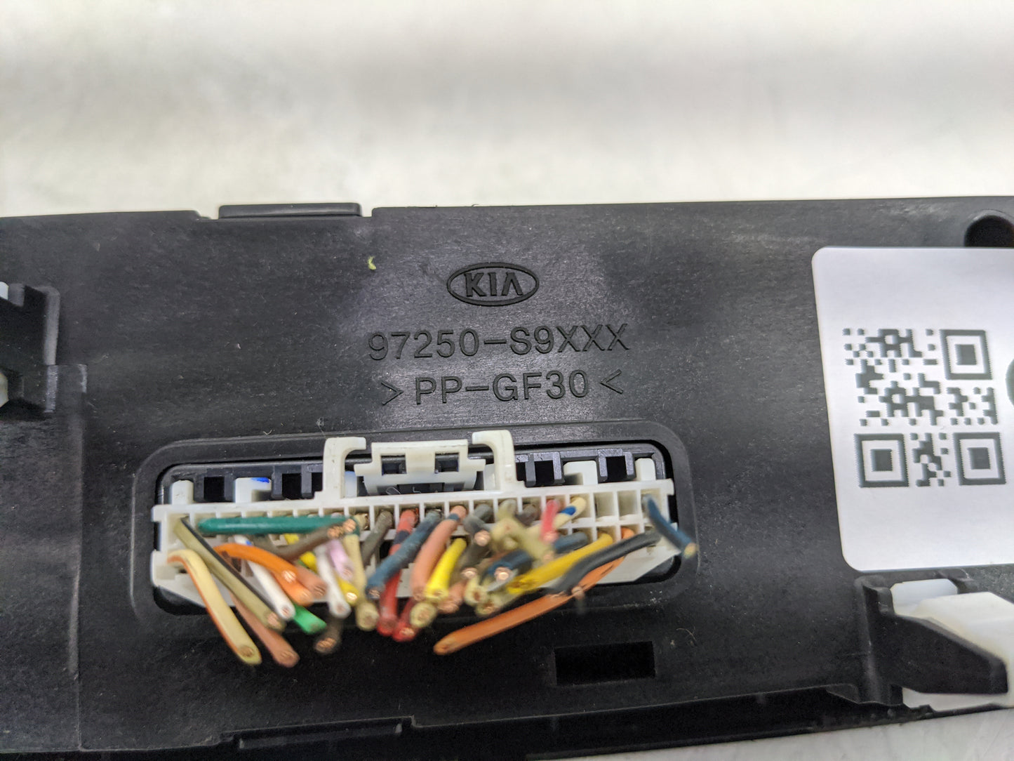 2020-2022 Kia Telluride Climate Control Module Temperature AC/Heater Replacement P/N:97250-S9300 Fits Fits 2020 2021 2022 OE