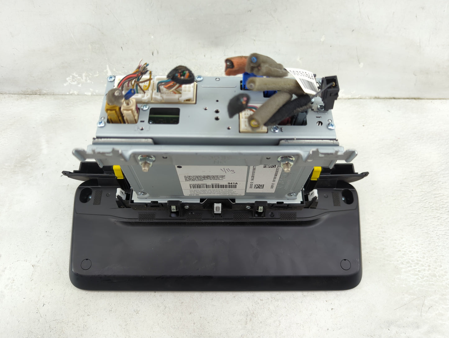 2022 Kia Telluride Information Display Screen - Oemusedautoparts1.com