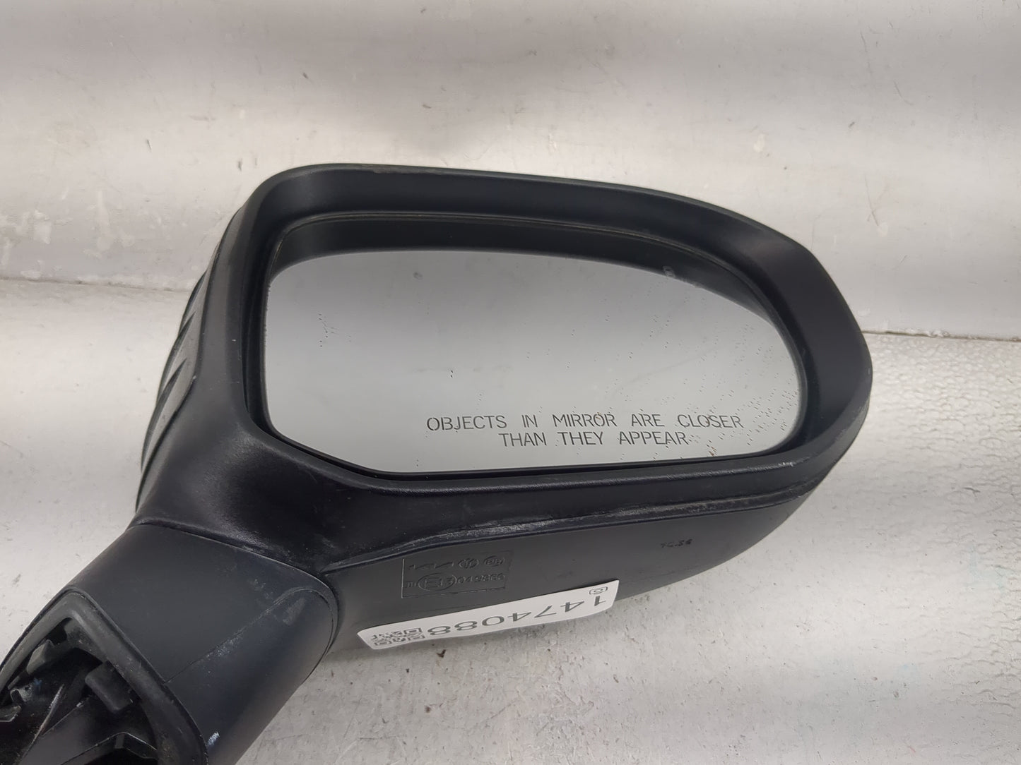 2020-2022 Kia Telluride Passenger Side View Mirror - Right Door Mirror OEM Used - Oemusedautoparts1.com