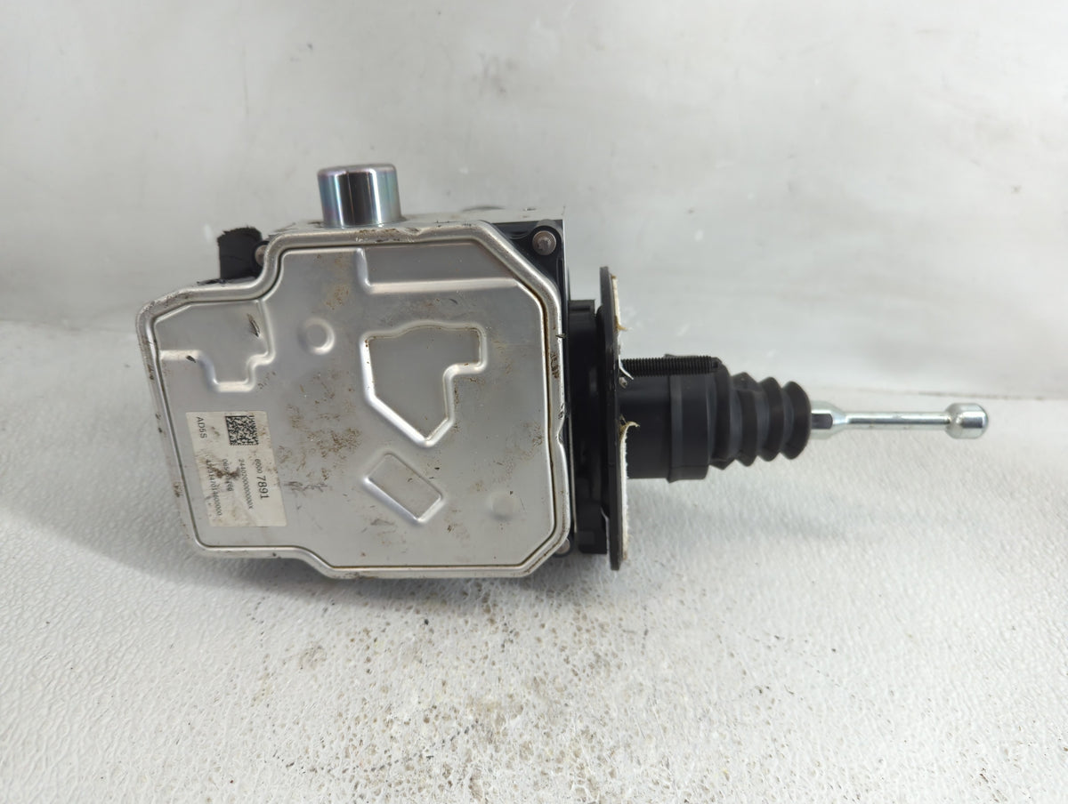 2022 Land Rover Defender Anti-Lock Brake ABS Pump Module Actuator OEM Fits OEM Used Auto Parts - Oemusedautoparts1.com