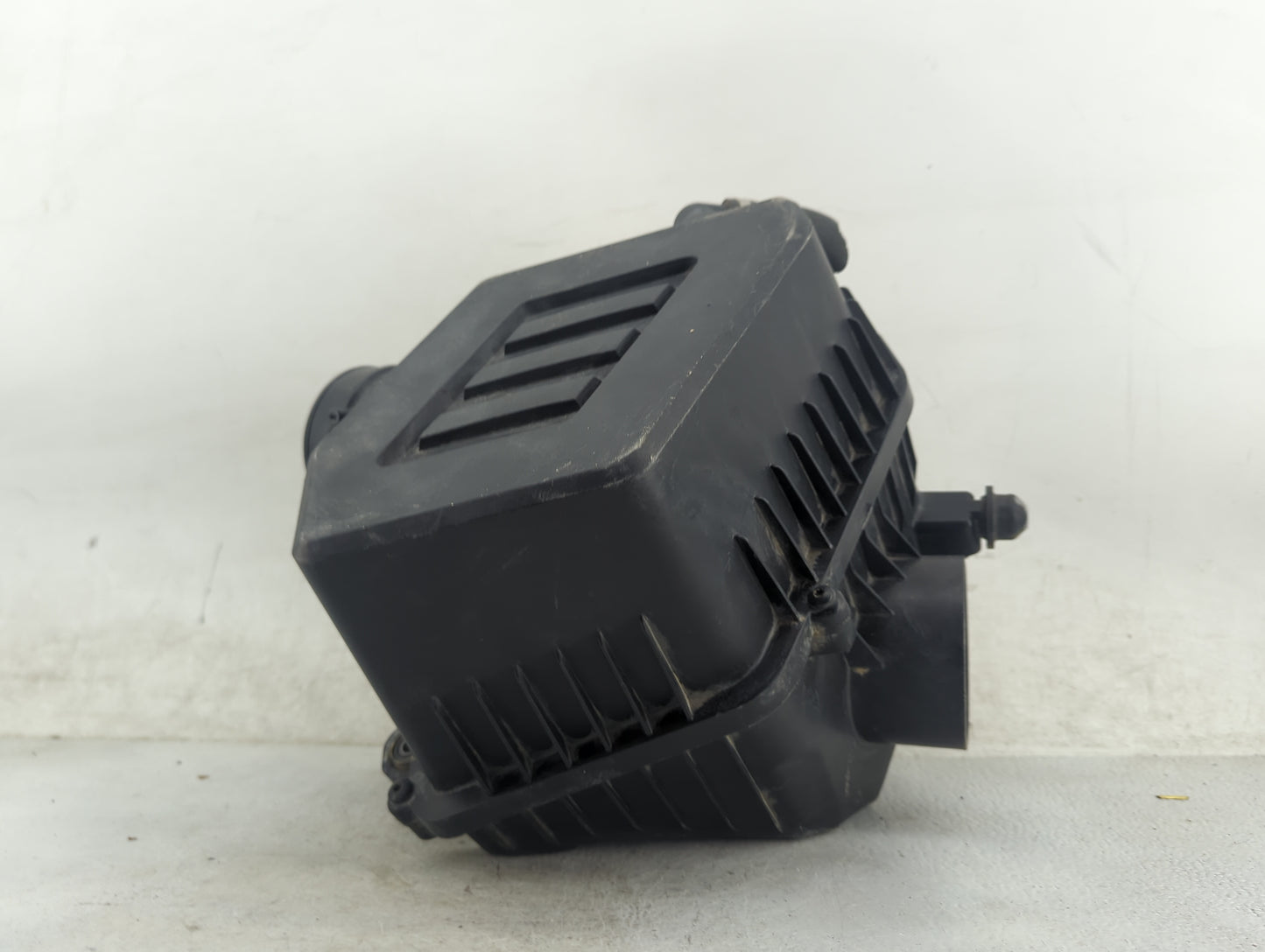 2022 Lincoln Corsair Air Cleaner Intake-duct Hose Tube - Oemusedautoparts1.com